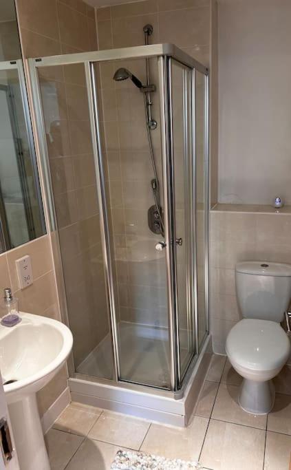 City Centre Apartment. Wrexham Luaran gambar
